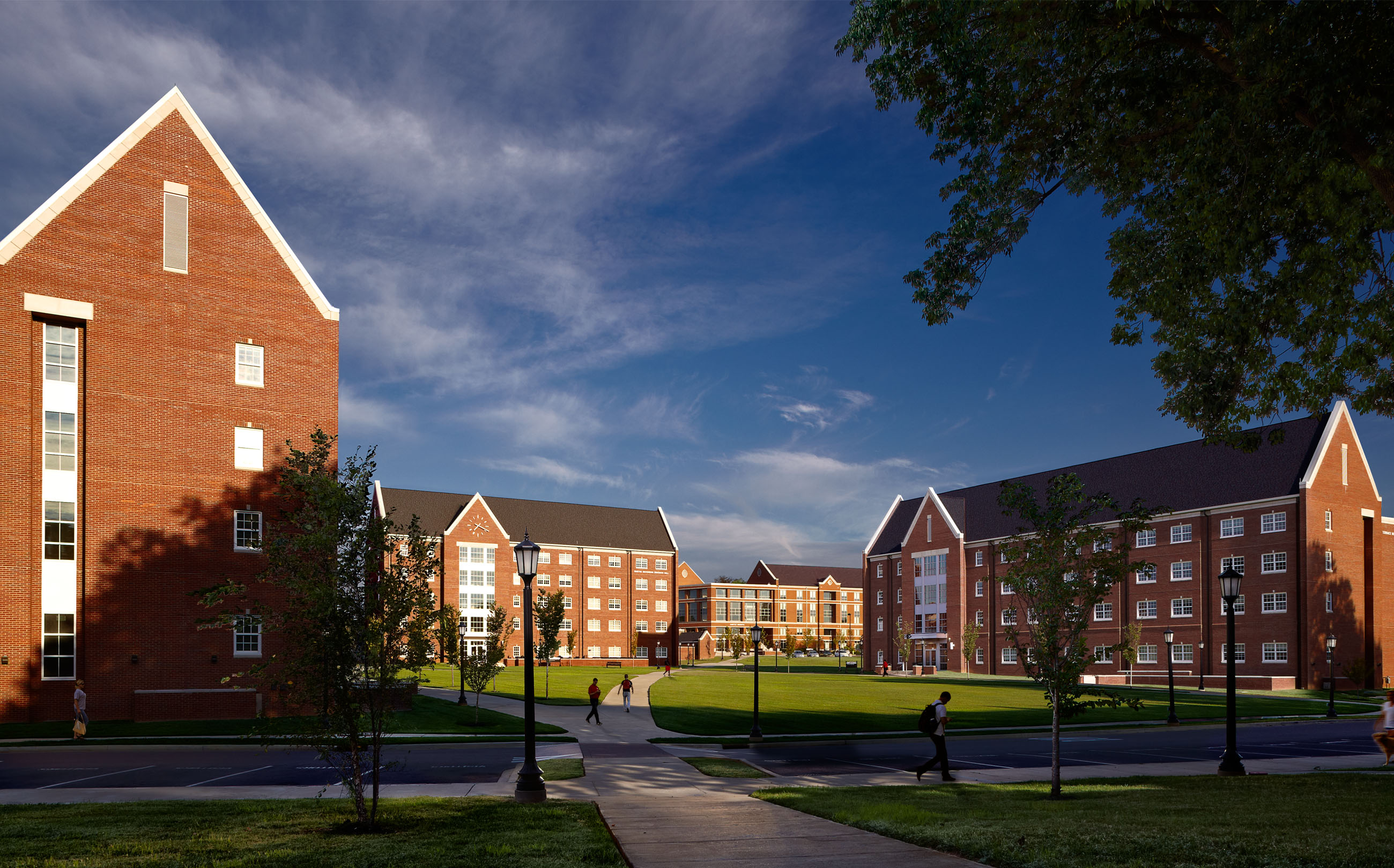 Student Housing at Austin Peay State University BAUER ASKEW